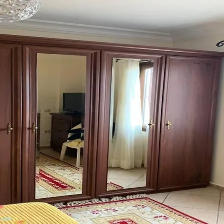 Gundogan'da Deniz Manzarali Yazlik Ev Mb101 * Bodrum